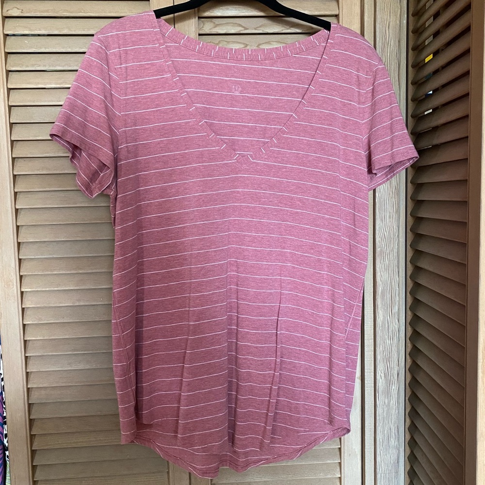 Lululemon Love T